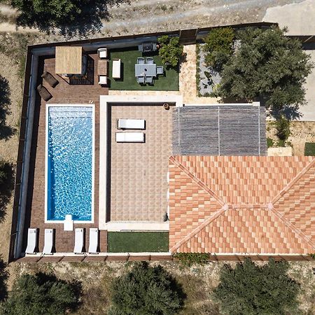 Villa Vera - With Private Heated Pool & Jacuzzi Pangalochori Екстериор снимка