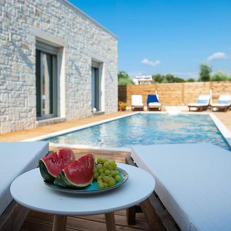 Villa Vera - With Private Heated Pool & Jacuzzi Pangalochori Екстериор снимка