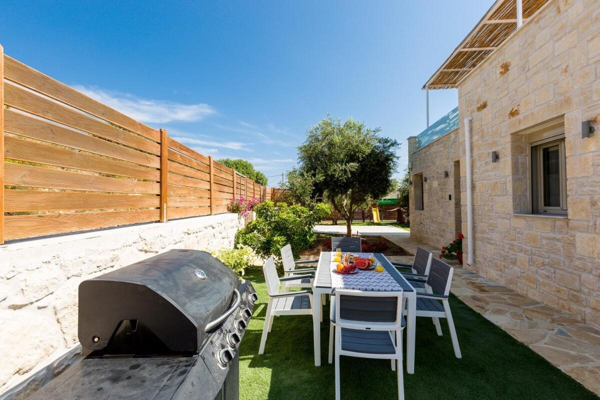 Villa Vera - With Private Heated Pool & Jacuzzi Pangalochori Екстериор снимка