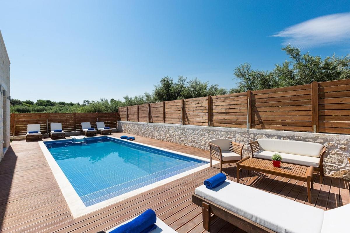 Villa Vera - With Private Heated Pool & Jacuzzi Pangalochori Екстериор снимка