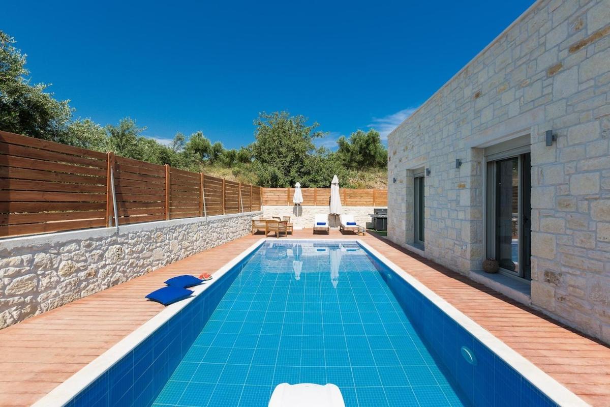 Villa Vera - With Private Heated Pool & Jacuzzi Pangalochori Екстериор снимка