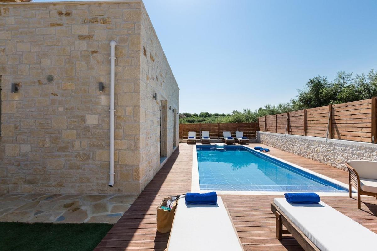 Villa Vera - With Private Heated Pool & Jacuzzi Pangalochori Екстериор снимка