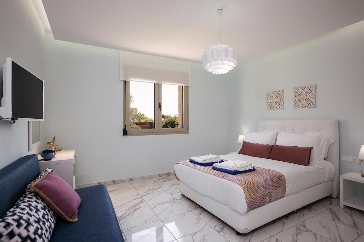 Villa Vera - With Private Heated Pool & Jacuzzi Pangalochori Екстериор снимка